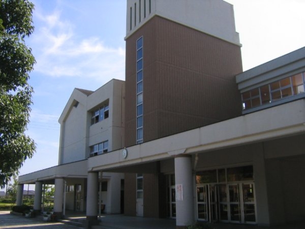 宝塚山手ハイツ(宝塚市立 山手台中学校)
