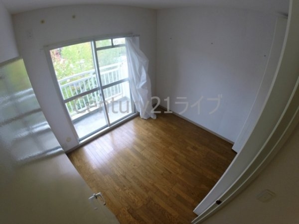 東山台ハイツ204号棟