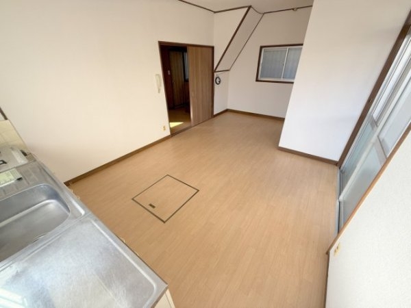 多田院2丁目貸家