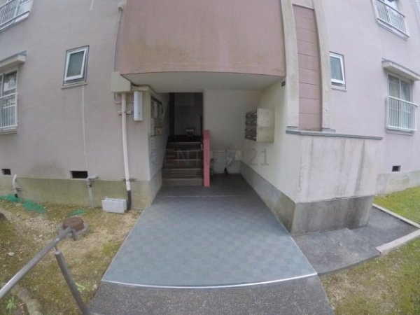 逆瀬川4号棟