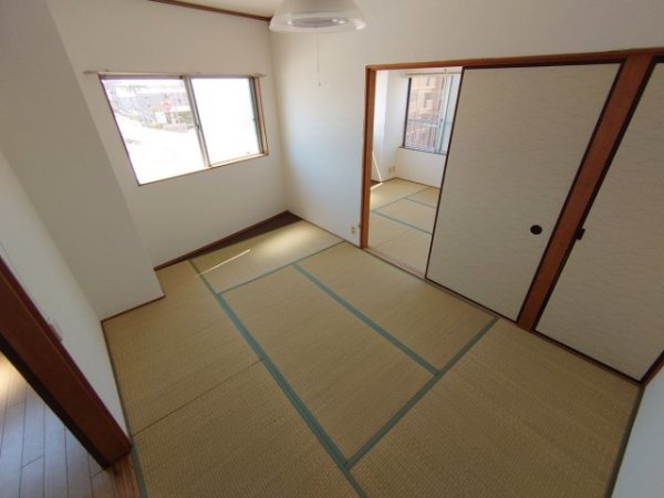 コーポ八百善