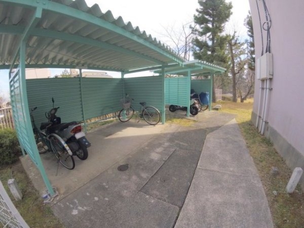 逆瀬川13号棟