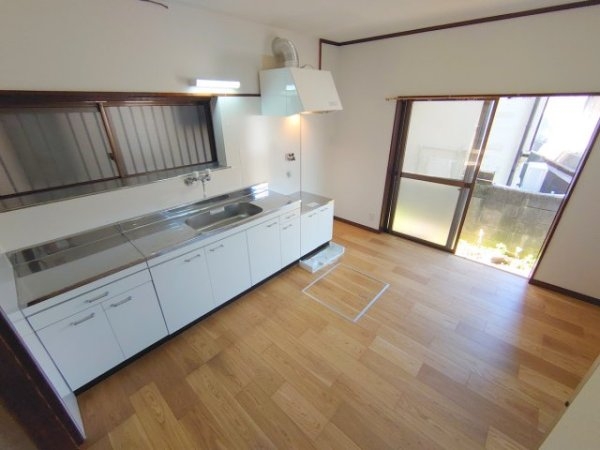米谷2丁目戸建