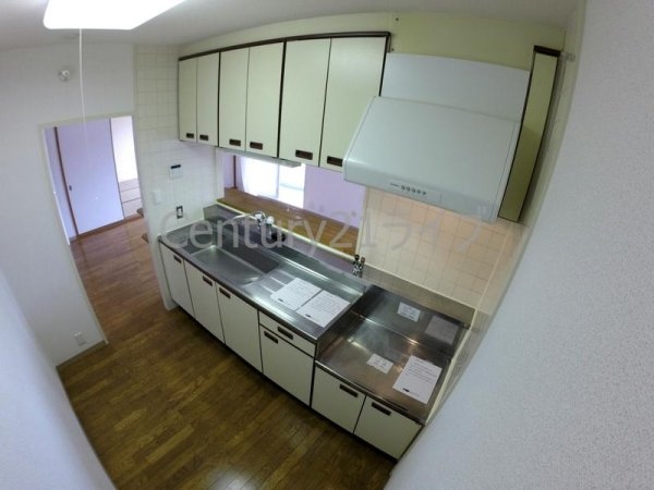 東山台ハイツ203号棟