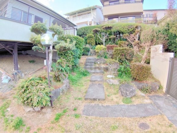 雲雀丘山手1丁目戸建