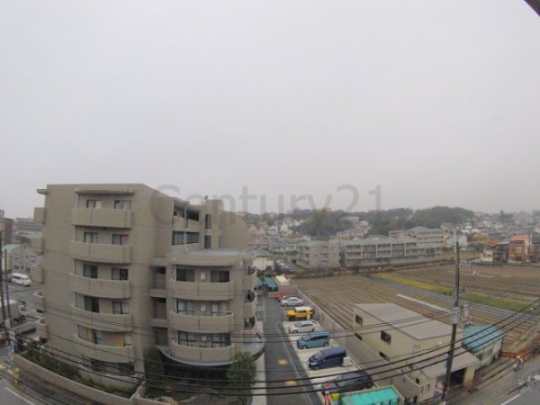ファミリアル門戸