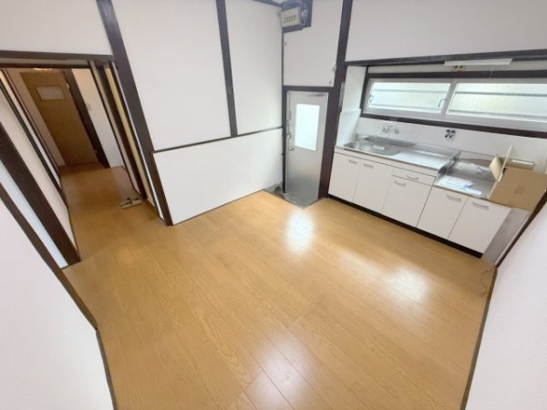 テラス八重