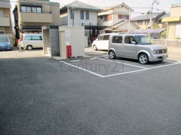 レオネクストモンブルー木部