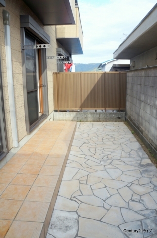 メゾン花屋敷松ガ丘