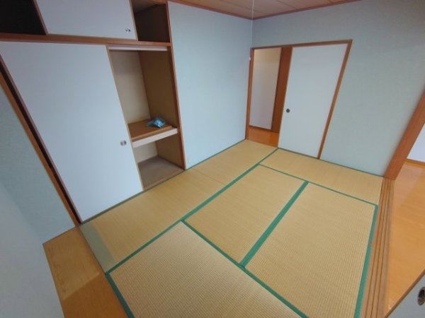 西宮名塩ウィンディヒルズ1番館