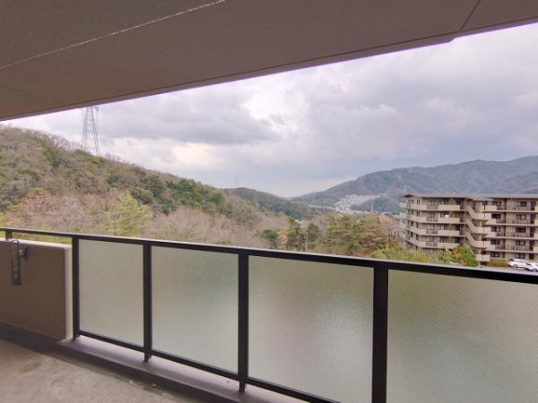 西宮名塩ウィンディヒルズ1番館