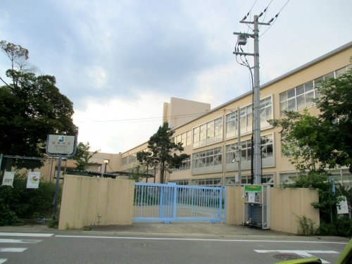 グリーンハイツ(伊丹市立小学校瑞穂小学校)