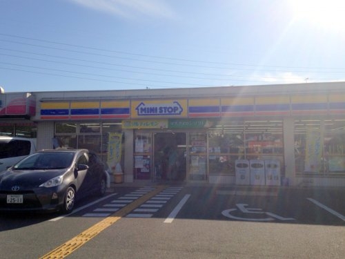 美鈴町3丁目貸家(ミニストップ 伊丹昆陽南店)