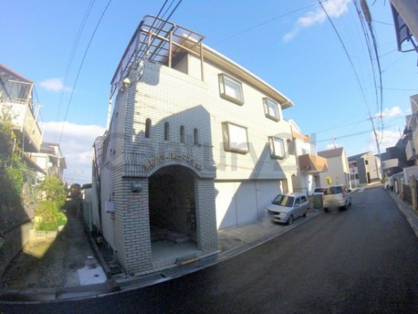 ラグゼコート伊丹