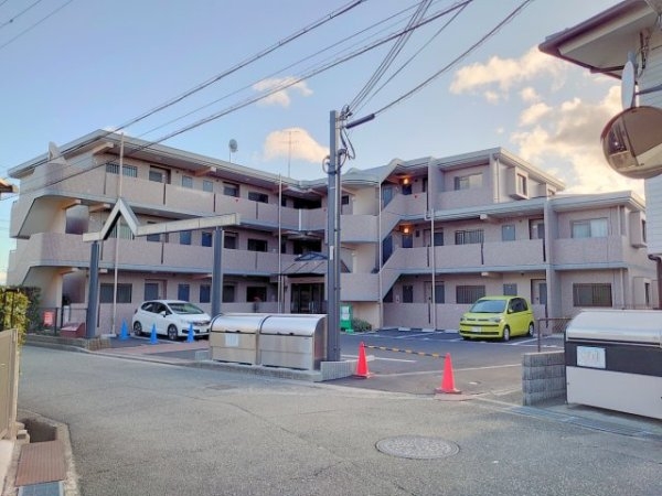 ハイタウン御殿山東
