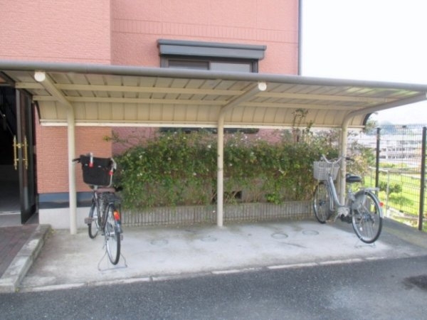 サンハイツツチタニ