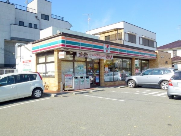 メゾン泉(セブンイレブン宝塚泉町店)