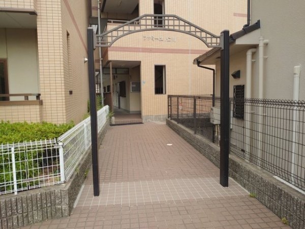 ファミーユ仁川
