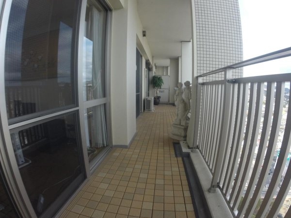 ファミール宝塚グランスイートタワー