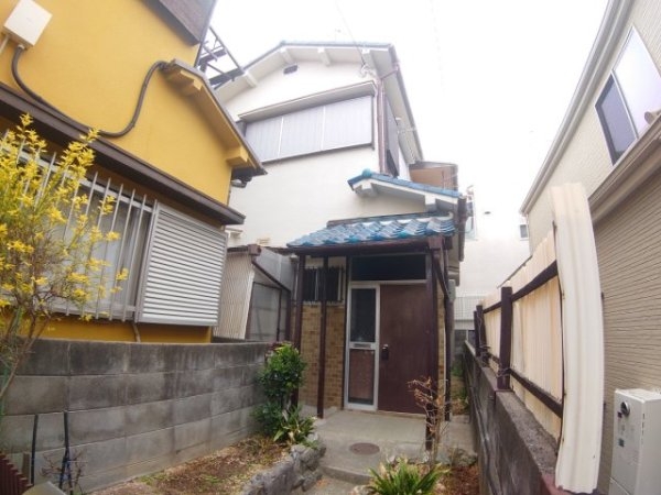 瀬川1丁目貸家