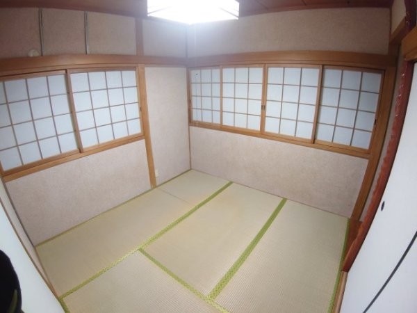 瀬川1丁目貸家