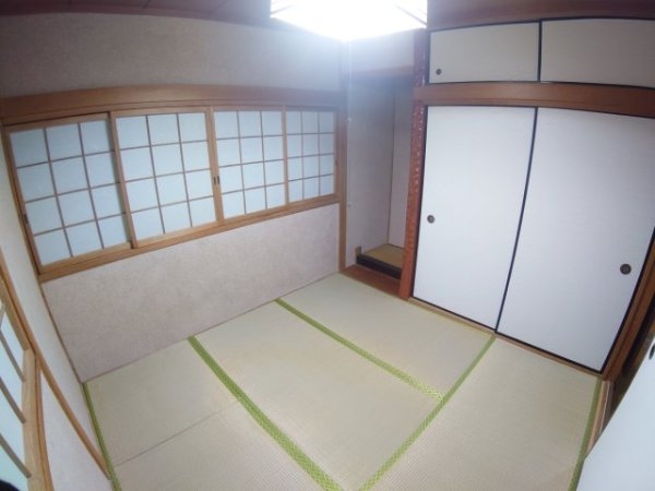 瀬川1丁目貸家