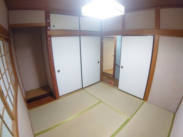 瀬川1丁目貸家