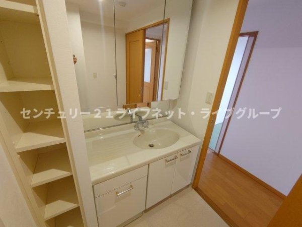 エスリード雲雀丘花屋敷