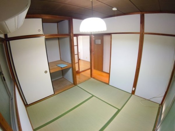 住吉2丁目貸家