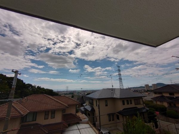 売布ガ丘貸家