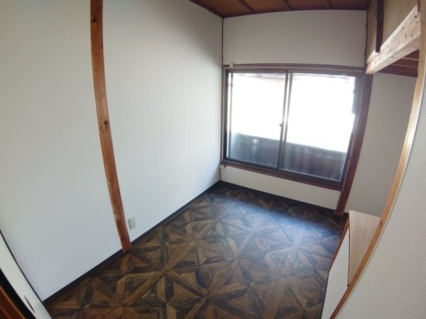 ヒューゲリハウス箕面・石橋阪大前