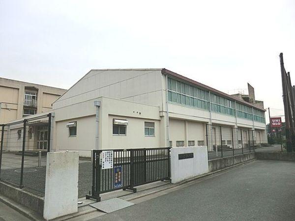 横浜市瀬谷区橋戸２丁目のハイツ(横浜市立下瀬谷中学校)