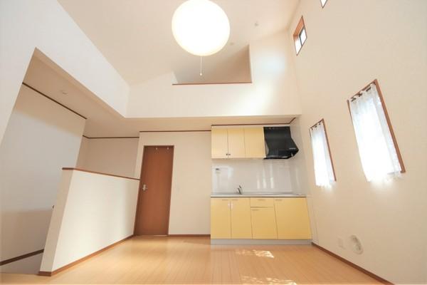 大和市深見台４丁目のアパート