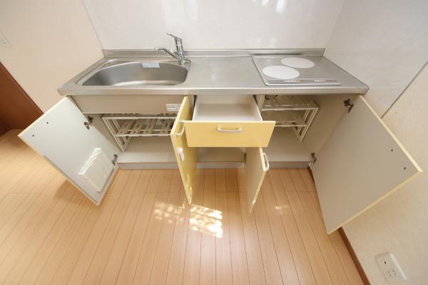 大和市深見台４丁目のアパート