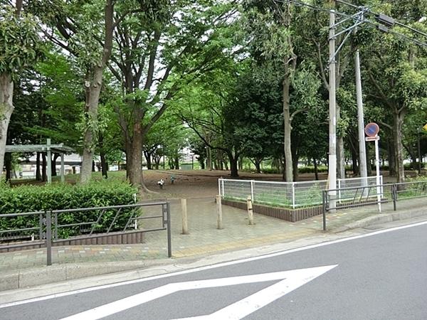 大和市中央4丁目のアパート(やまと公園)
