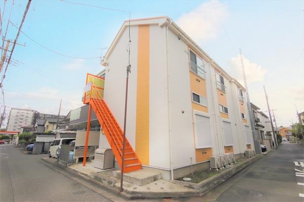 大和市中央４丁目のアパート