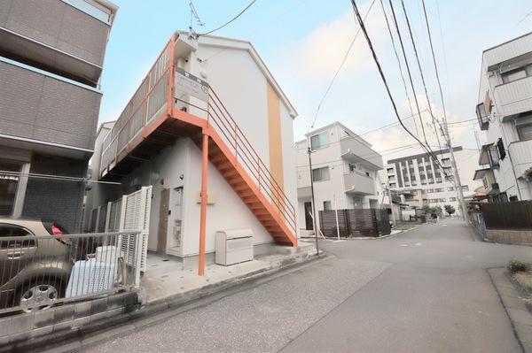 大和市中央４丁目のアパート