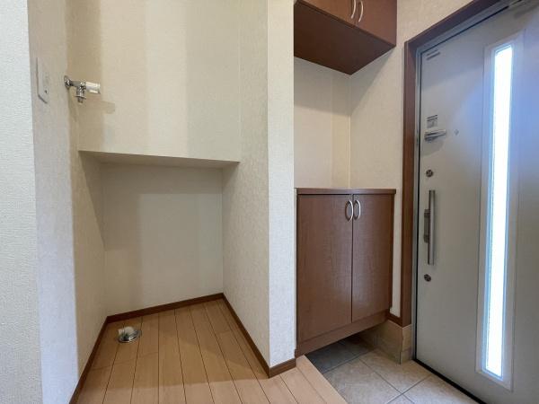 大和市深見台4丁目のアパート(収納)