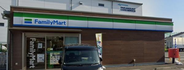 厚木市三田南１丁目の貸家(ファミリーマート厚木三田東店)