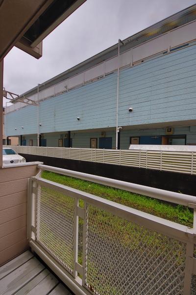 厚木市妻田東３丁目のアパート