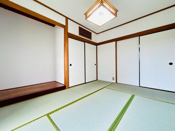 厚木市飯山の貸家