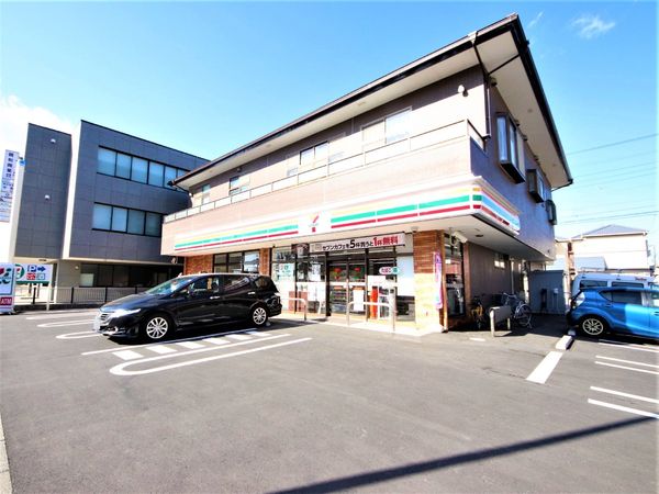 BleuFonce(ブルーフォンセ)(セブンイレブン横浜瀬谷駅北口店)
