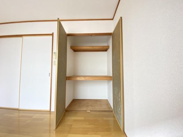 厚木市妻田東３丁目のアパート