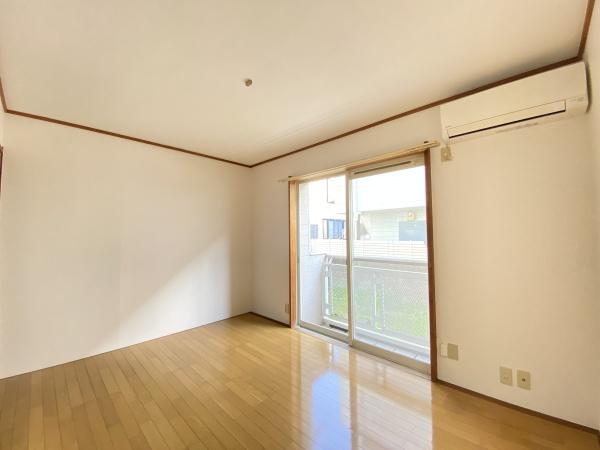厚木市妻田東３丁目のアパート