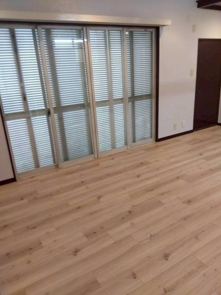 座間市南栗原６丁目の貸家