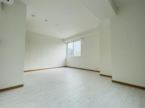横浜市西区花咲町５丁目のマンション