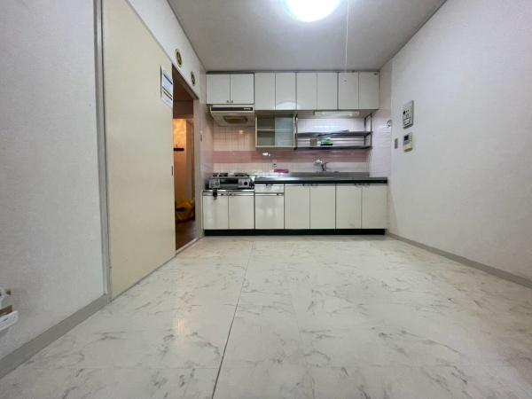 大和市西鶴間２丁目のマンション