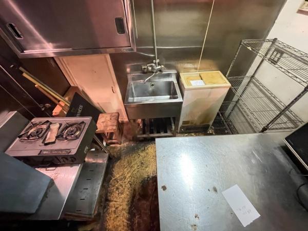 横浜市旭区中希望が丘の店舗（建物一部）