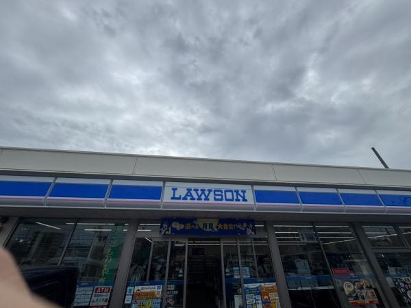 快田ハイツ(ローソン福岡名島三丁目店)