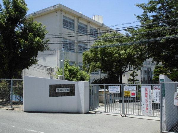 吉村ビル(福岡市立名島小学校)